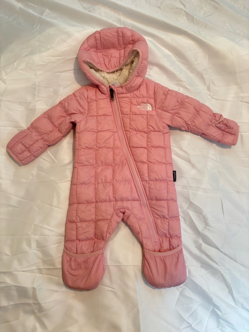 The North Face Pink Quilted Kids Hooded One-Piece Snowsuit 3-6m thermoball